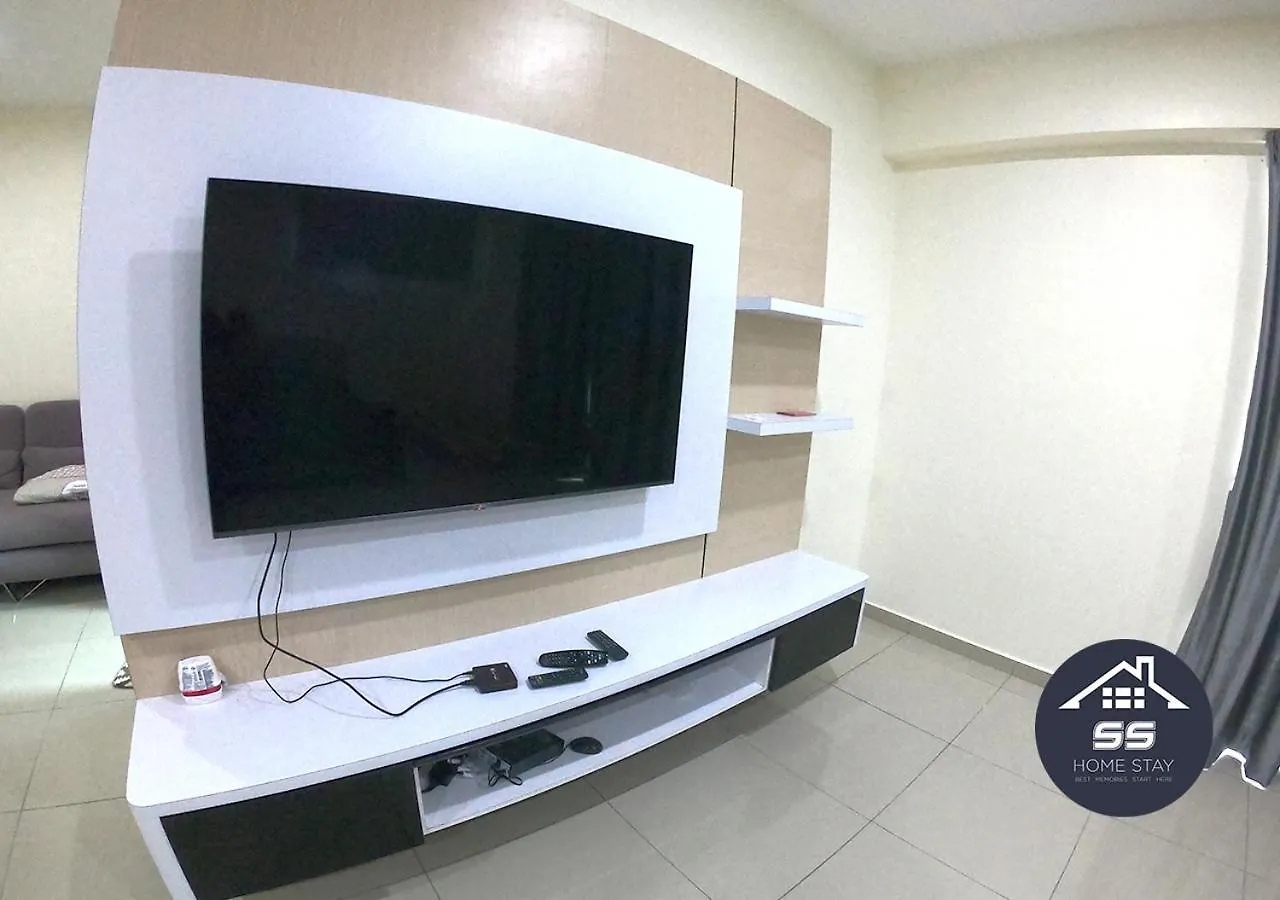 Private Swimming Pool/ Ktv /Bbq /Party Event Villa Johor Bahru 0*,  Malajzia